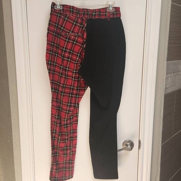 Hot Topic Red Plaid and Black Split Pants Small (5108) - Picture 2 of 5